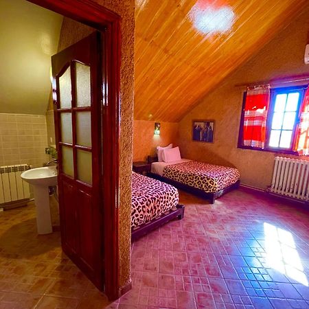 Ferme D'Hote La Vallee อัซโร ภายนอก รูปภาพ
