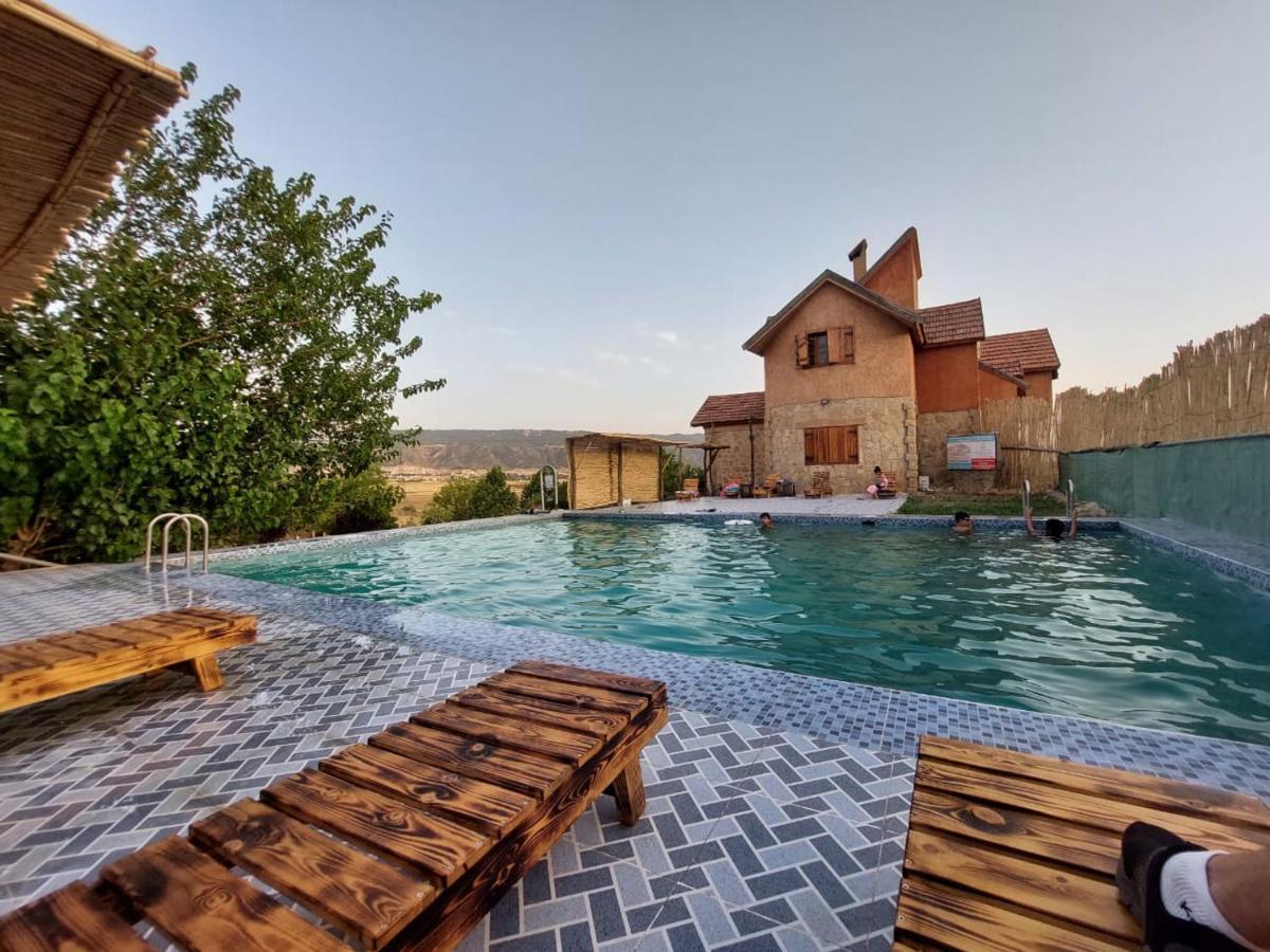 Ferme D'Hote La Vallee อัซโร ภายนอก รูปภาพ
