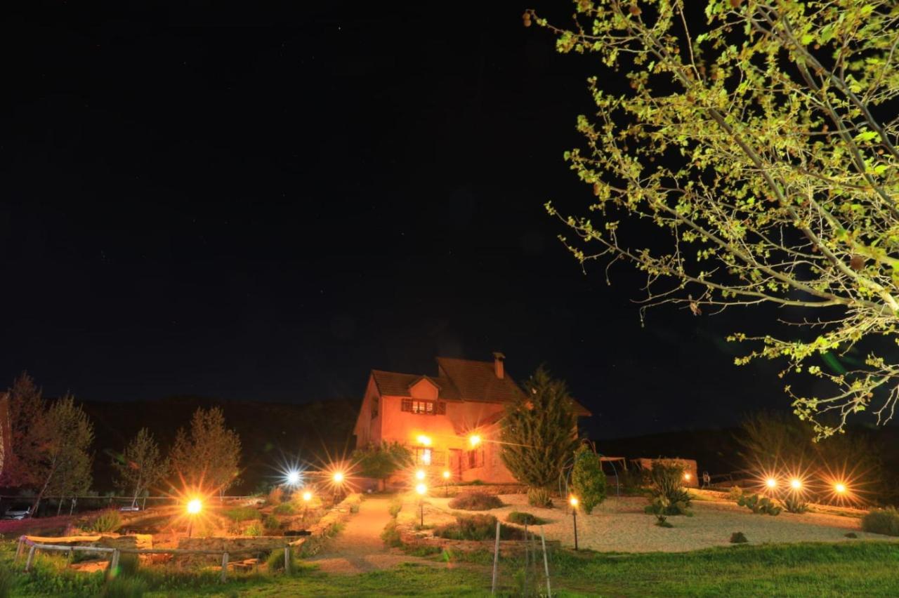 Ferme D'Hote La Vallee อัซโร ภายนอก รูปภาพ