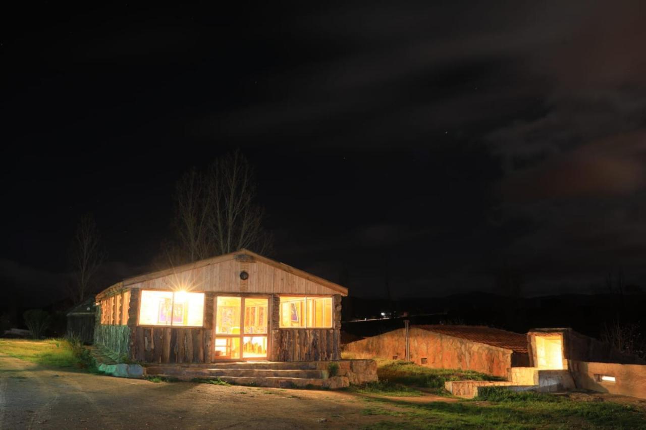 Ferme D'Hote La Vallee อัซโร ภายนอก รูปภาพ