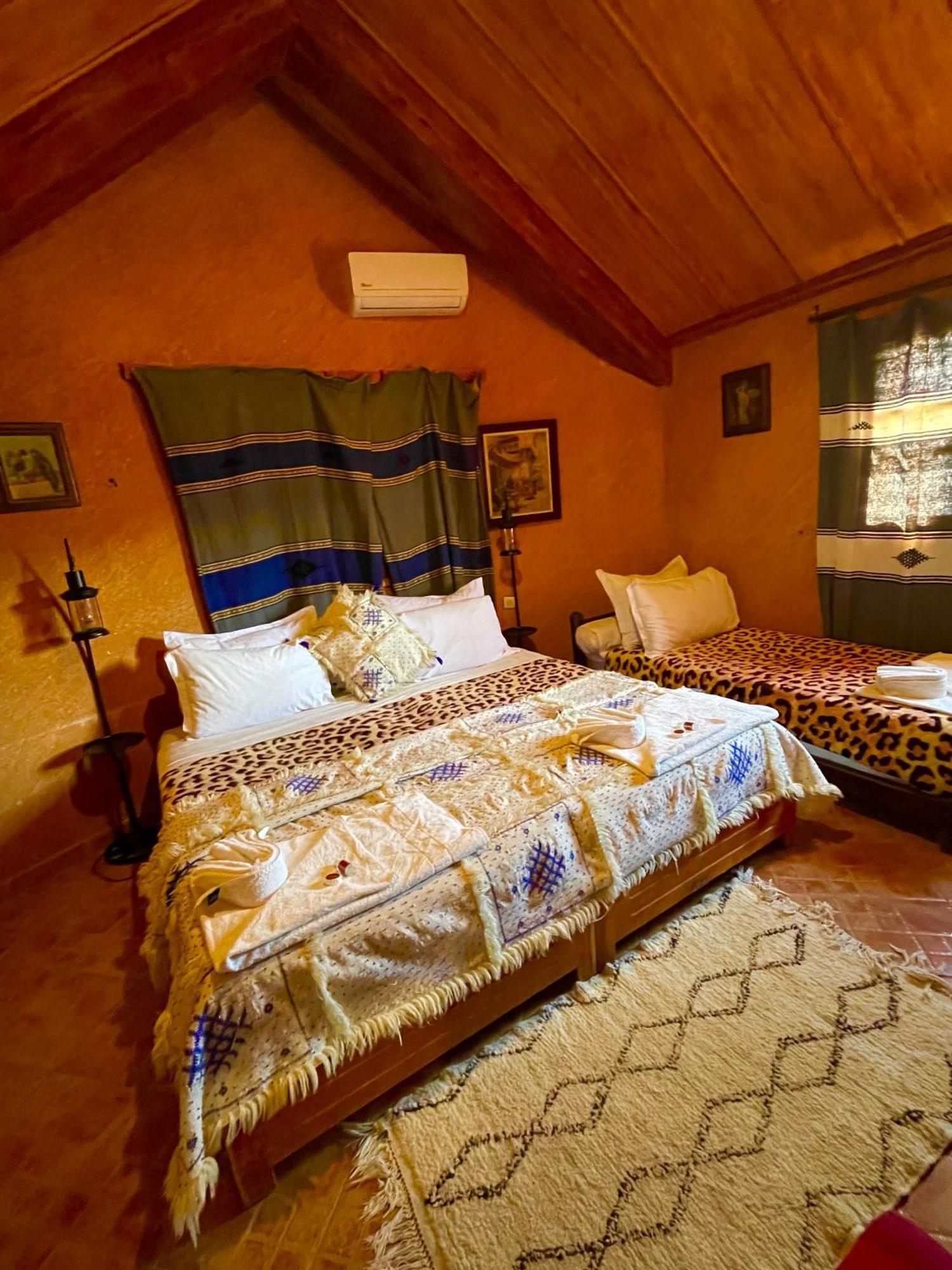 Ferme D'Hote La Vallee อัซโร ภายนอก รูปภาพ